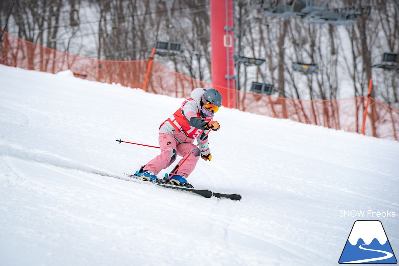 なんと約10年ぶりの「技術選」撮影?! PREMIER SKI ACADEMY presents 『2026プレミアカップ・スキー技術選』レポート！｜朝里川温泉スキー場